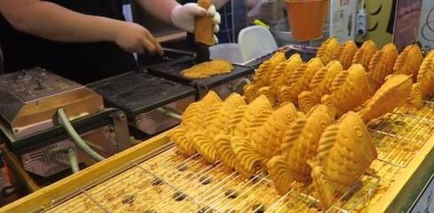 街頭鯛魚燒進(jìn)階版,組合冰淇淋的神奇搭配,又冰又脆,你有吃過?